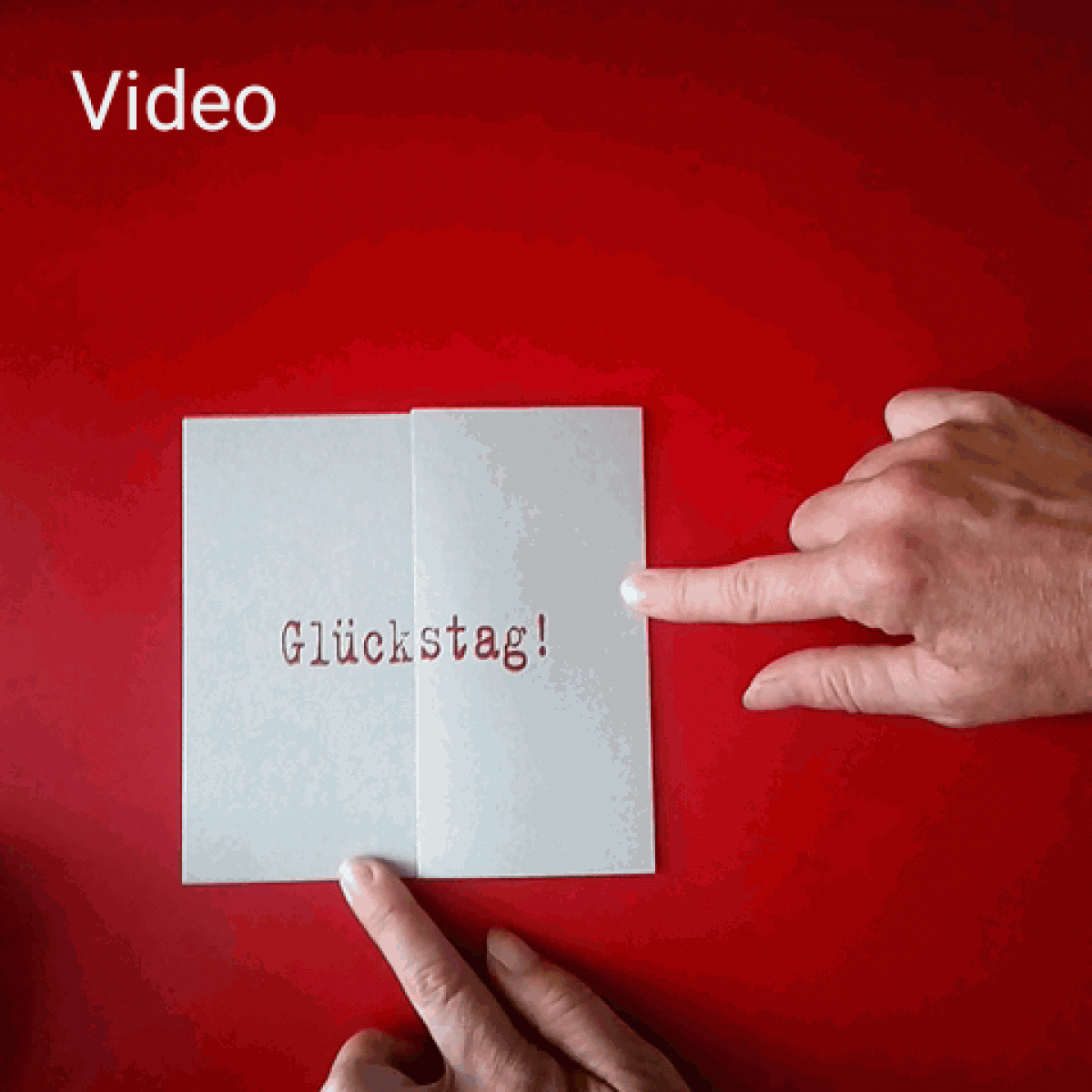 graue quadratische Geburtstagskarte: Glückstag!  (roter Druck)