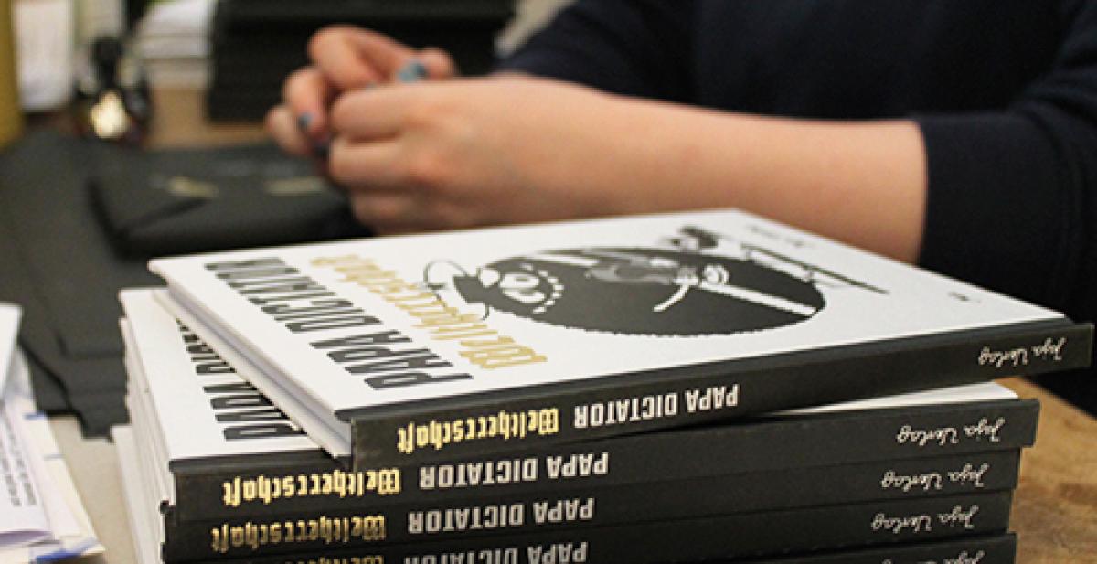 Comicbuch: Papa Dictator - Weltherrschaft