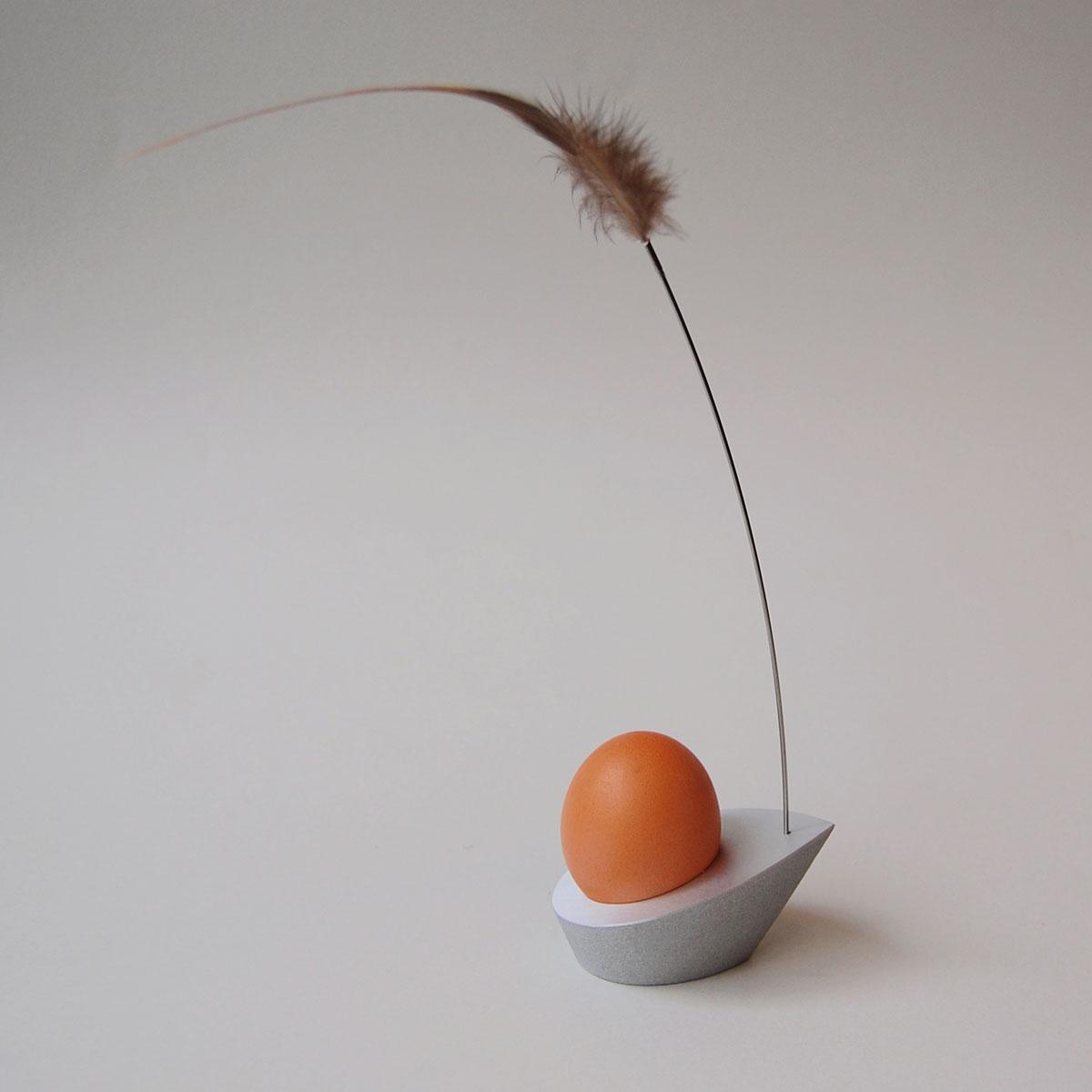 Eierbecher: Columbus (mit Feder)