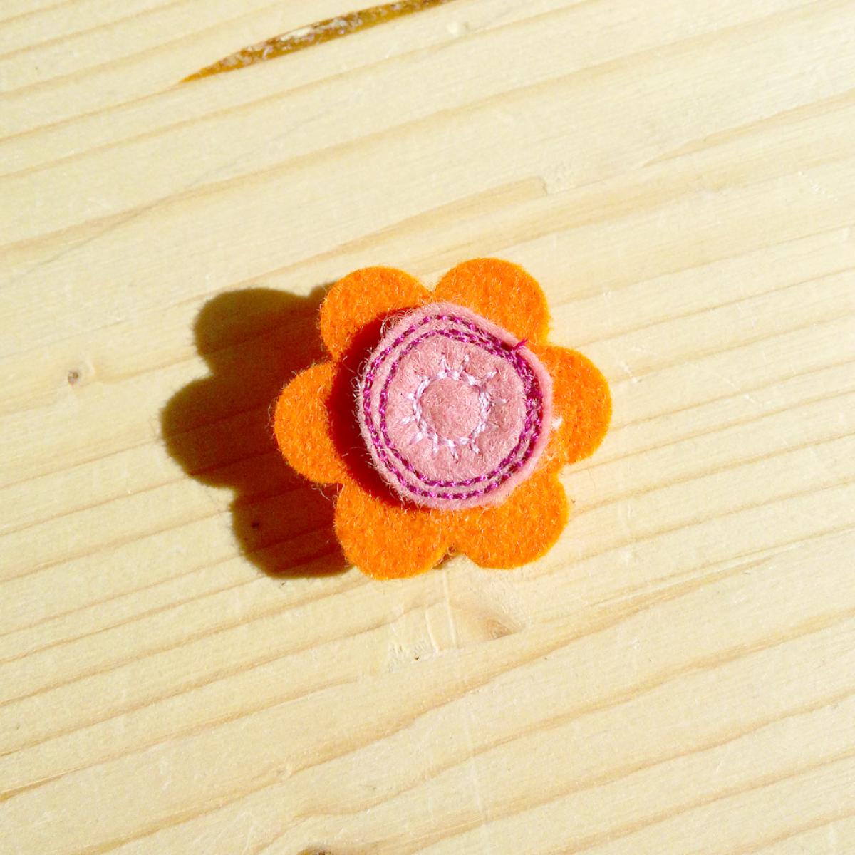 Filzsticker: Blume