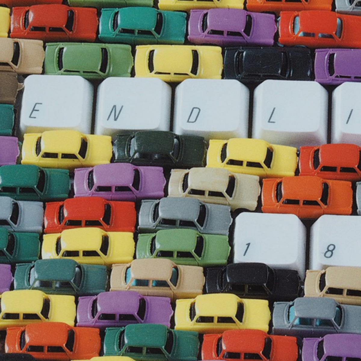 Postkarte mit Autos: ENDLICH 18