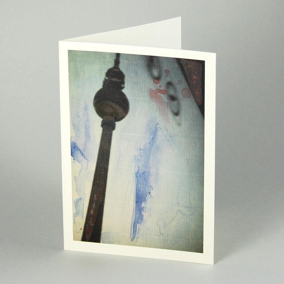 reduzierte Berlin-Grußkarte: Fernsehturm (Blick aus der S-Bahn)