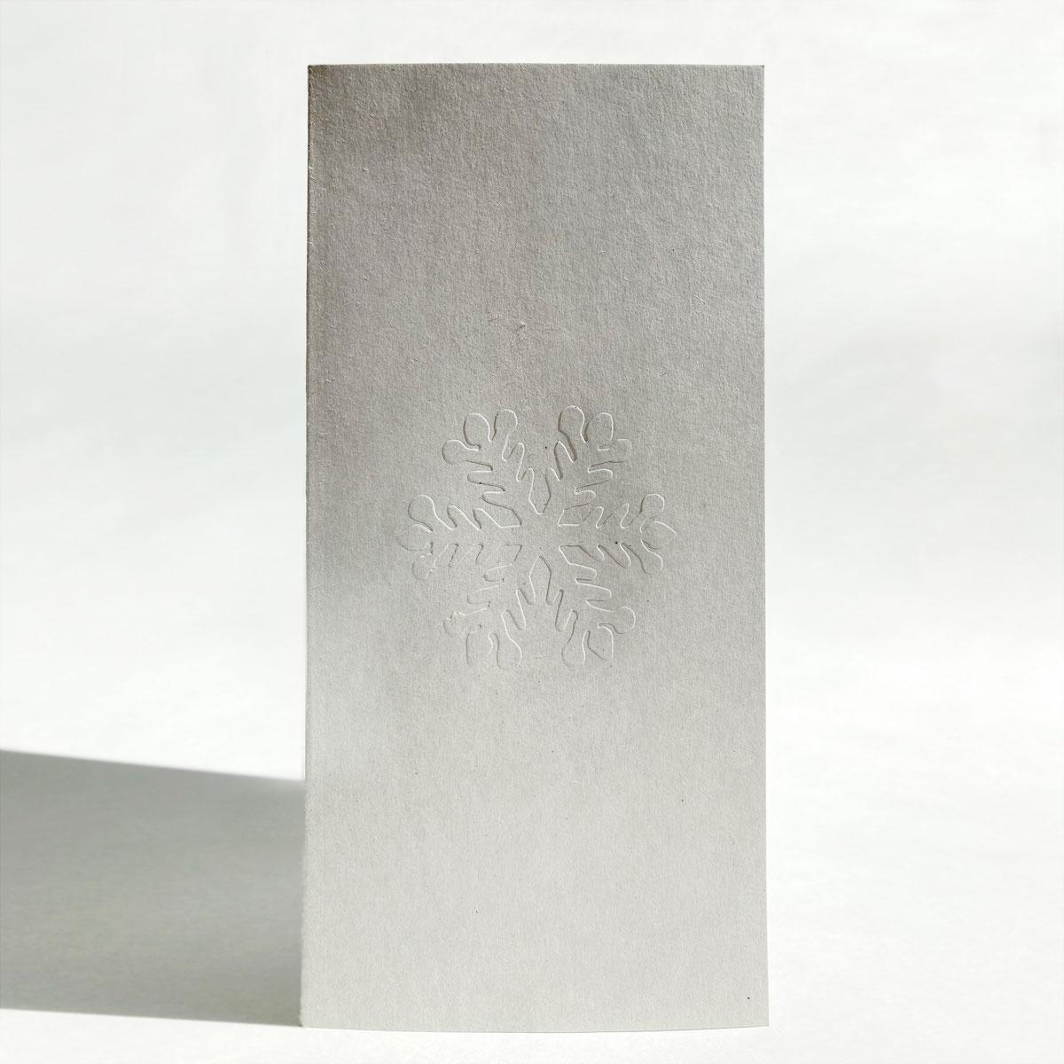 Graupappe-Weihnachtskarte: geprägtes Eiskristall